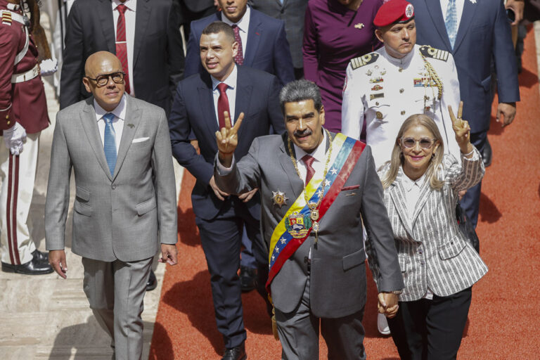 נשיא ונצואלה, ניקולס מדורו. מזהיר את חברות הכרייה (צילום: Anadolu via Reuters Connect)