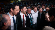 שרים וחברי כנסת רוקדים בכנס ההתיישבות בעזה (צילום: חיים גולדברג/פלאש90)