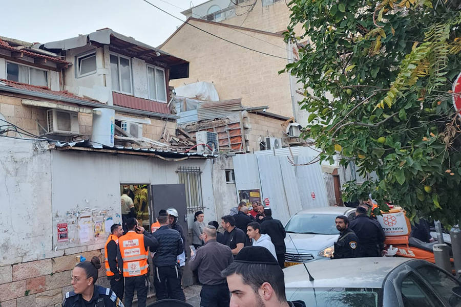 זירת התאונה בירושלים (צילום: איחוד הצלה מחוז ירושלים) זירת התאונה בירושלים (צילום: איחוד הצלה מחוז ירושלים)