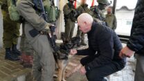 שר הביטחון יואב גלנט בביקור ביחידת עוקץ (צילום: צילום: אריאל חרמוני, משרד הביטחון)