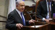 ראש הממשלה בנימין נתניהו אחרי אישור הצהרה נגד הכרה חד צדדית במדינה פלסטינית (קרדיט צילום: נועם מושקוביץ , דני שם טוב, דוברות הכנסת)