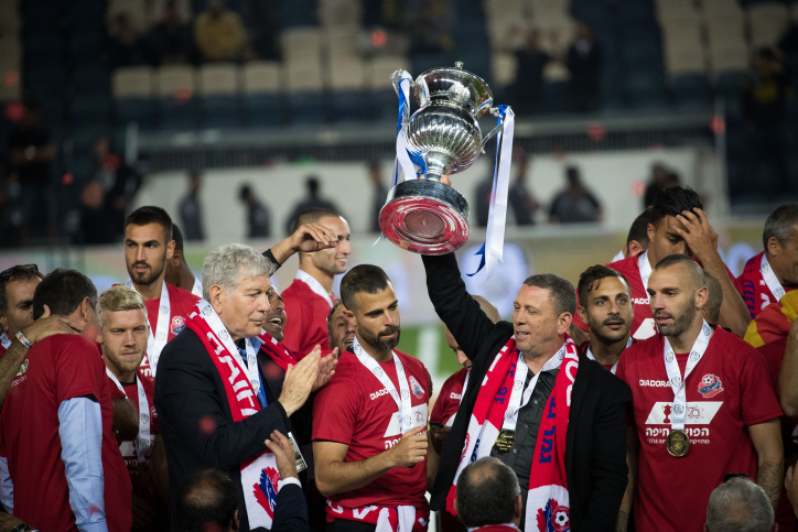 הפועל חיפה זוכה בגביע המדינה בעונת 2017/18, התואר הראשון בעידן יואב כץ (צילום יונתן זינדל/פלאש90)