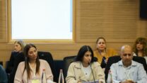 ארוסתו של סרן אושרי משה בוצחק ז"ל, רביד רמטי (צילום: דוברות הכנסת - נועם מושקוביץ)