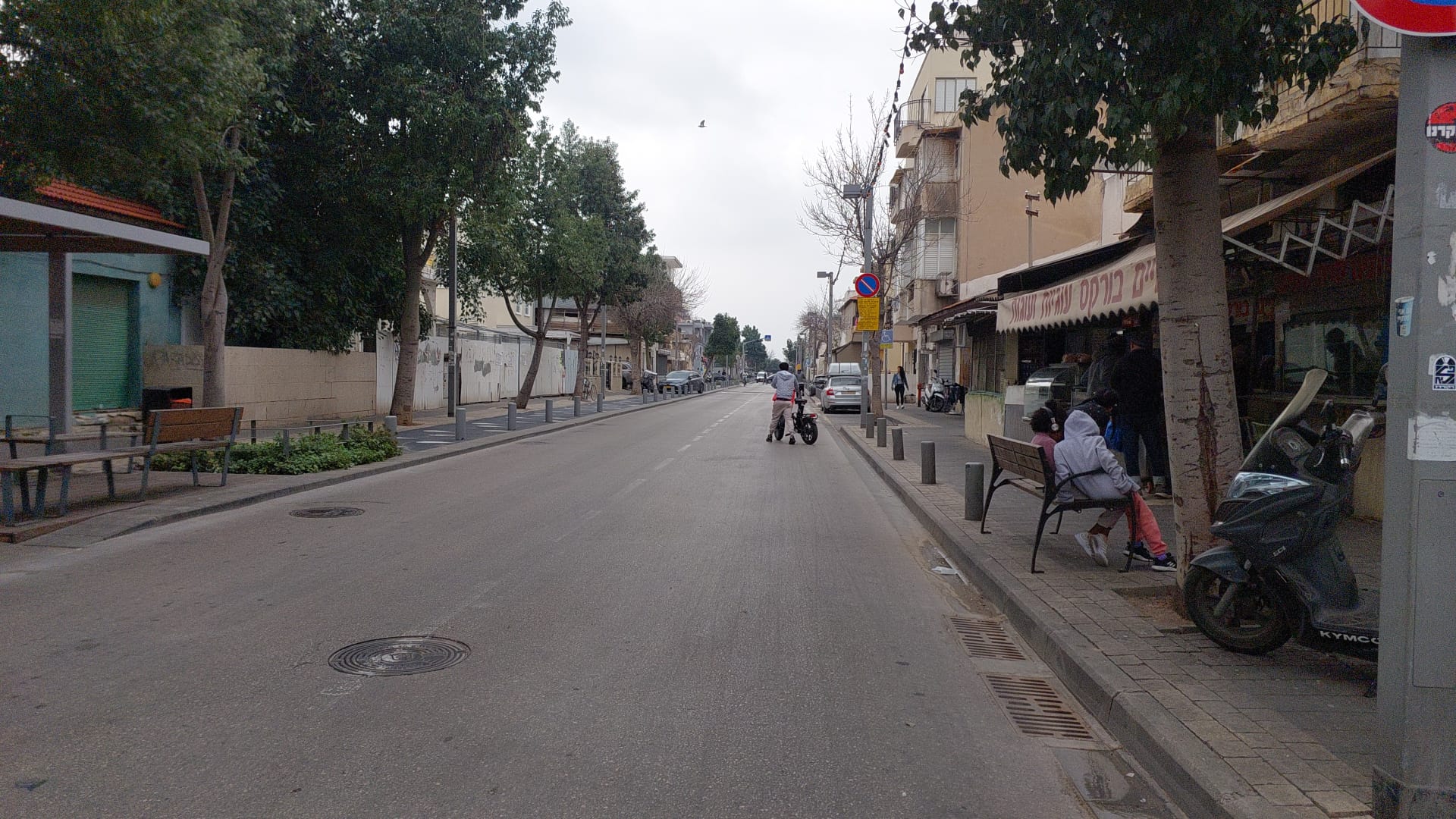 רחוב ריק בדרום תל אביב. התושבים לא ממהרים לקלפיות (צילום: הדס יום טוב)