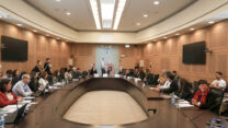 הדיון בוועדת העבודה והרווחה של הכנסת (צילום: דוברות הכנסת/דני שם טוב)