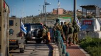 זירת המקרה בו נורה למוות דוד בן אברהם, פלסטיני שהתגייר, לאחר שנחשד כי הוא מחבל (צילום: גרשון אלינסון/ פלאש90)