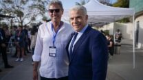 יו״ר יש עתיד הנבחר בשנית יאיר לפיד ומי שהתמודד מולו ח״כ רם בן ברק (צילום: אבשלום ששוני/ פלאש90)