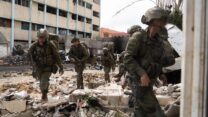 חיילי צה"ל בקרבות בבית החולים שיפא בעזה (צילום: דובר צה"ל)