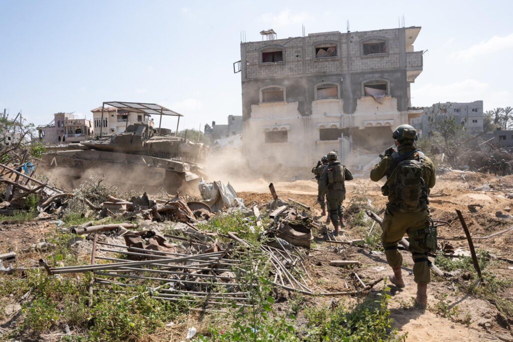 פעילות כוחות צה"ל במרכז רצועת עזה (צילום: דובר צה"ל9 פעילות כוחות צה"ל במרכז רצועת עזה (צילום: דובר צה"ל)