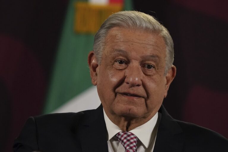 אנדרס מנואל לופז אוברדור, נשיא מקסיקו. ימי הזוהר נשארים רק נוסטלגיה (צילום: AP Photo/Marco Ugarte)