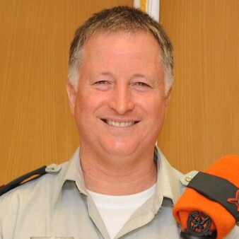 תת־אלוף במיל' ראם עמינח, לשעבר יועץ כלכלי לרמטכ"ל וראש אגף תקציב במשרד הביטחון (צילום: ויקימדיה)