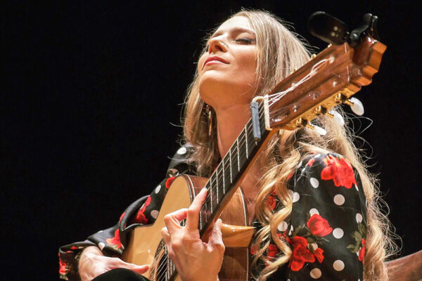 "מוזיקה מעבירה אותך בשניות לממד אחר": אחת מנגניות הפלמנקו הראשונות בדרום ספרד נולדה בכלל בהוד השרון