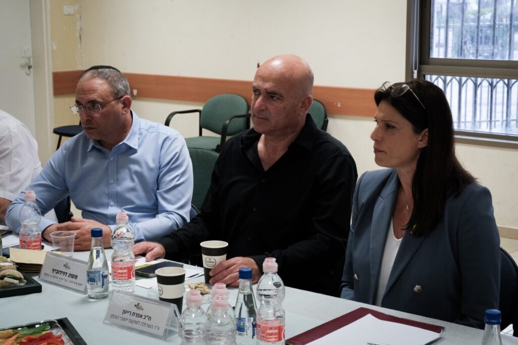 ח"כ אפרת רייטן, משה דוידוביץ' וח"כ אליהו רביבו (צילום: דוד טברסקי)