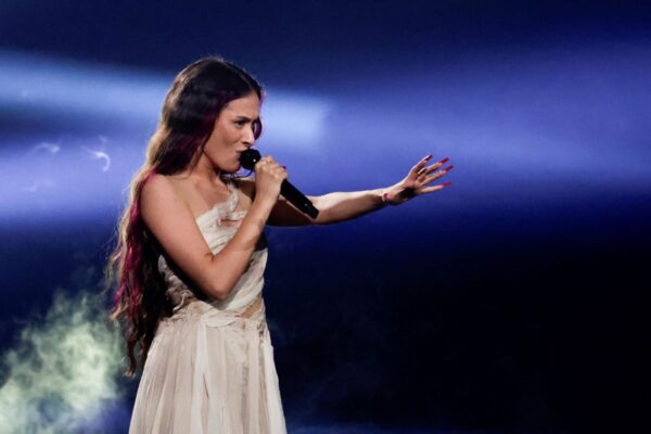 הזמרת הישראלית עדן גולן שרה את השיר 'הוריקן' בגמר האירוויזיון במאלמו, שוודיה (צילום: REUTERS/Leonhard Foeger)