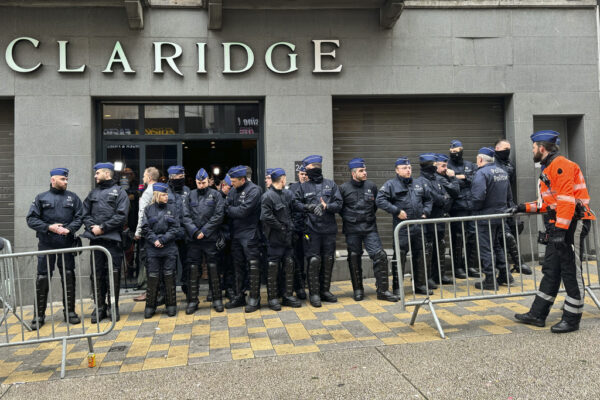 שוטרים בבלגיה (צילום אילוסטרציה: סילבן פלאזי, AP)