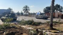 טנק של צה"ל במעבר רפיח (צילום: דובר צה"ל)