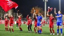 קבוצת הנשים של הפועל תל אביב. העולה החדשה לליגת העל לנשים כדורגל (צילום: מיכאל חי, באדיבות הפועל ת"א נשים)