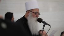 שייח' מוואפק טריף, המנהיג הרוחני של העדה הדרוזית, בטקס יום הזיכרון בבית העלמין בעספיא (צילום: דוד טברסקי)