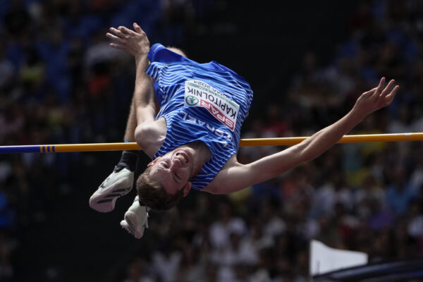 יונתן קפיטולניק במוקדמות הקפיצה לגובה באליפות אירופה באתלטיקה, רומא 2024 (צילום: AP/Alessandra Tarantino)