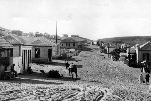 שכונה חרדית בבני ברק, 1928 (צילום: ללא קרדיט)