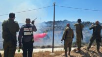 צוותי כיבוי בשריפה בכפר עציון (צילום: כברות והצלה)