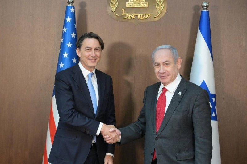 נתניהו עם היועץ לנשיא ארה"ב, עמוס הוכשטיין (צילום: עמוס בן גרשום, לע"מ)