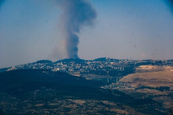 שריפה ביער ביריה בגלל נפילת חלקי יירוט (צילום: דוד טברסקי)