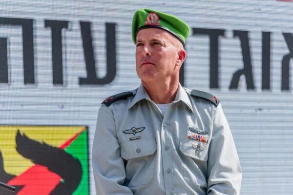מפקד אוגדת עזה היוצא תא״ל אבי רוזנפלד (צילום: דובר צה״ל)