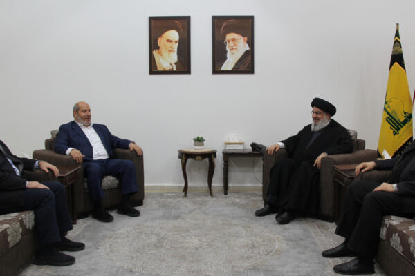 פגישת בכירי חמאס עם נסראללה (צילום: Hezbollah Media Office/Handout via REUTERS)