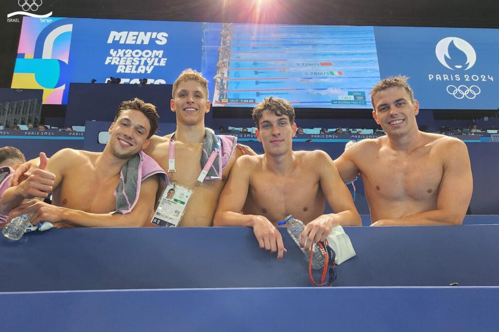 נבחרת השליחים 4x200 מטר חופשי: דניס לוקטב (מימין), בר סולבייצ'יק, איתן בן שטרית וגל כהן גרומי (צילום: סימונה קאסטרוואלי, הוועד האולימפי בישראל) נבחרת השליחים 4x200 מטר חופשי: דניס לוקטב (מימין), בר סולבייצ'יק, איתן בן שטרית וגל כהן גרומי (צילום: סימונה קסטרווילארי, הוועד האולימפי בישראל)