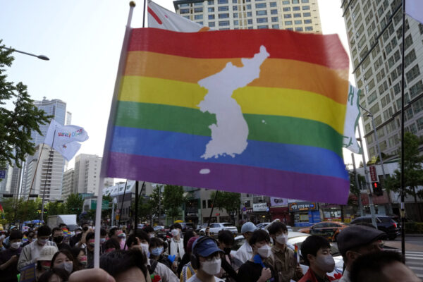 צעדה של קהילת הלהט"ב בדרום קוריאה (צילםו: אהן יאנג-ג'ון, AP)