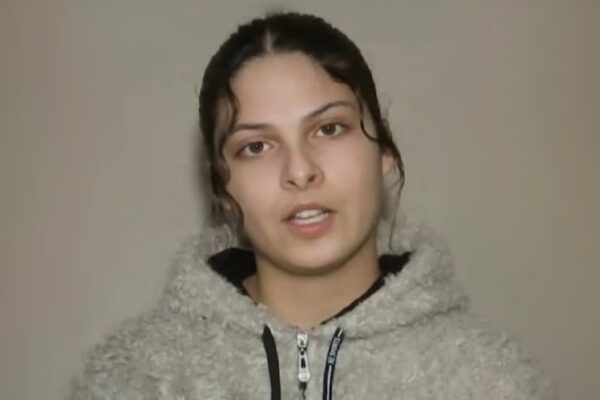 משפחתה של התצפיתנית החטופה דניאלה גלבוע התירה לפרסם סרטון שלה שצולם על ידי חמאס