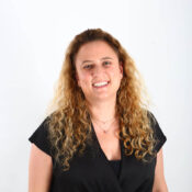 נעמי פדהצור. "החלק הזה של העולם קצת התקלקל, ורציתי לעשות משהו כדי לתקן אותו" (צילום: אלבום פרטי)
