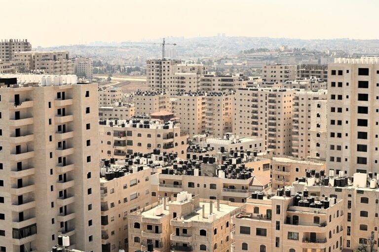 כפר עקב במזרח ירושלים (צילום: אור גואטה)