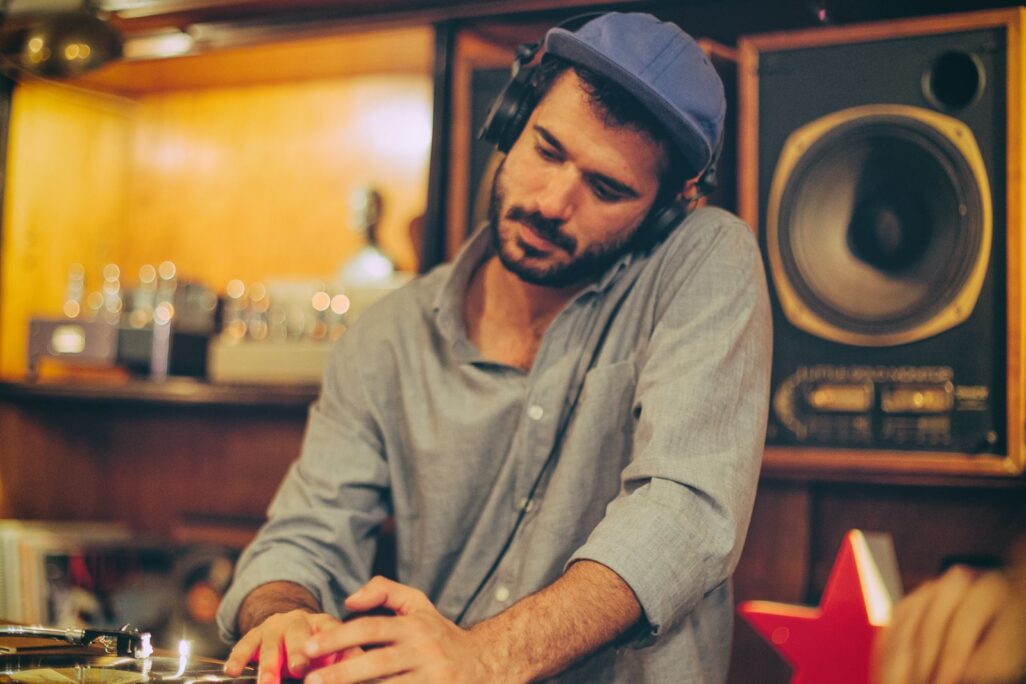 עופרי גופר (צילום: אריאל עפרון) עופרי גופר (צילום: אריאל עפרון)