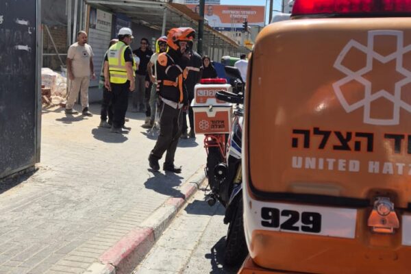 אתר התאונה ברמת גן (צילום: איחוד הצלה)