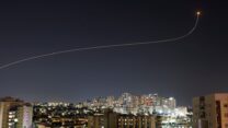יירוט רקטה בשמי אשקלון (צילום: REUTERS/Amir Cohen)
