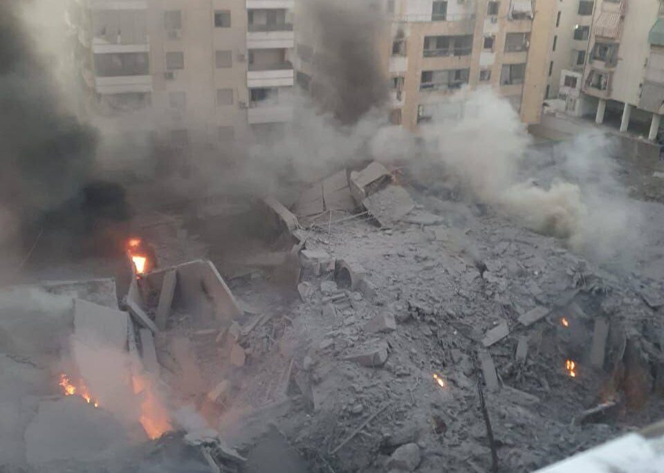 המתחם שהותקף בדאחייה בביירות (צילום: ללא קרדיט)
