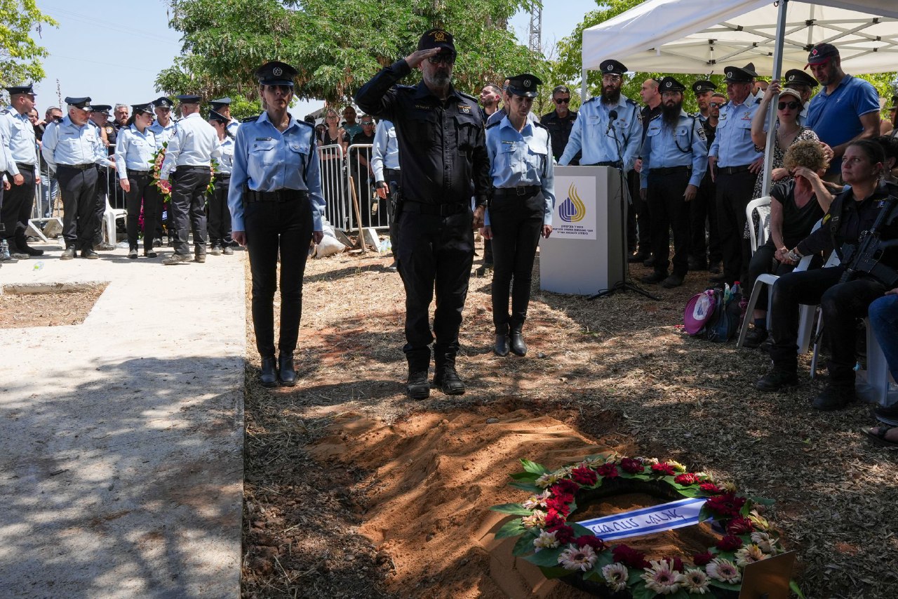 הלוויתה של רנ"ג הדס ברנץ (צילום: דוברות המשטרה)