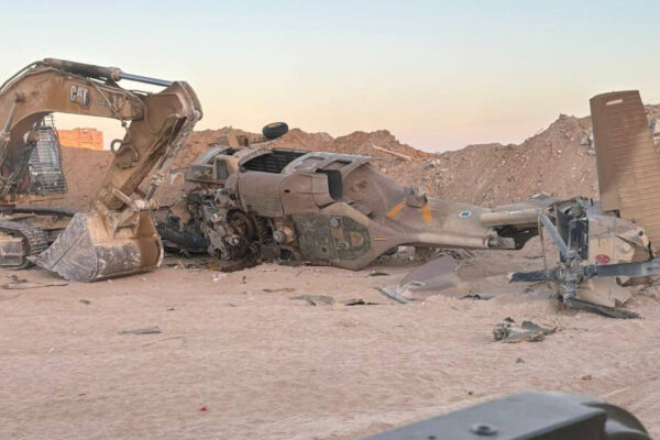 המסוק שהתרסק במרחב רפיח (צילום: מתוך רשתות חברתיות, שימוש לפי סעיף 27א לחוק זכויות יוצרים)
