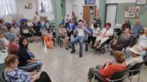 ניצולי השואה ממועדון 'עמך' בפתח תקווה שכתבו את המכתב (צילום: עמך)