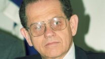פרופ' יוסף צ'חנובר (צילום ארכיון: שאול רחמים / צלם: סוכנות צילומי עיתונות י.פ.פ.א / אוסף דן הדני, הספרייה הלאומית)