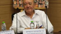 אליעזר (צ'ייני) מרום בכנסת (צילום: דוד טברסקי)