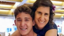 דנה בכר ובנה כרמל (צילום: דוברות קיבוץ בארי)