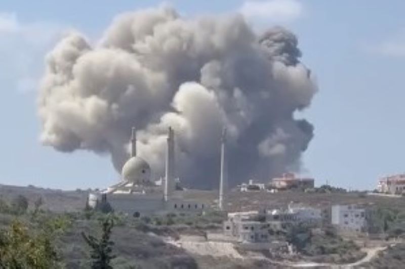 תקיפה בדרום לבנון (צילום: רשתות חברתיות, שימוש לפי סעיף 27א' לחוק זכויות יוצרים) תקיפה בדרום לבנון (צילום ארכיון: רשתות חברתיות, שימוש לפי סעיף 27א' לחוק זכויות יוצרים)