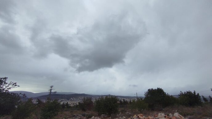 מזג האוויר: ירידה בטמפרטורות; גשם מקומי בצפון ובמישור החוף