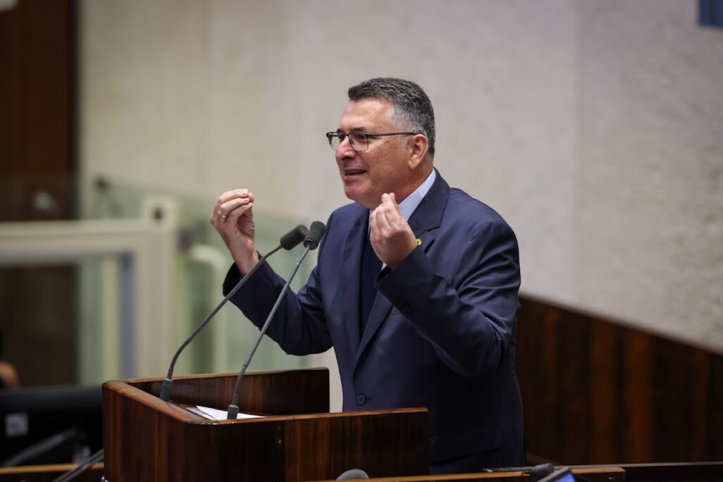 גדעון סער בדיון בכנסת על מינויו לשר (צילום: נועם מושקוביץ', דוברות הכנסת) גדעון סער בדיון בכנסת על מינויו לשר (צילום: נועם מושקוביץ', דוברות הכנסת)