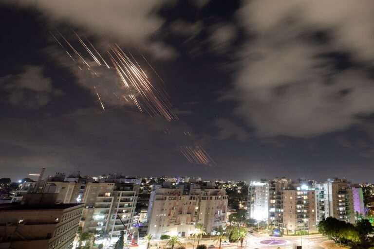 יירוט טילים בליסטיים ששוגרו מאיראן (צילום: REUTERS/Amir Cohen)