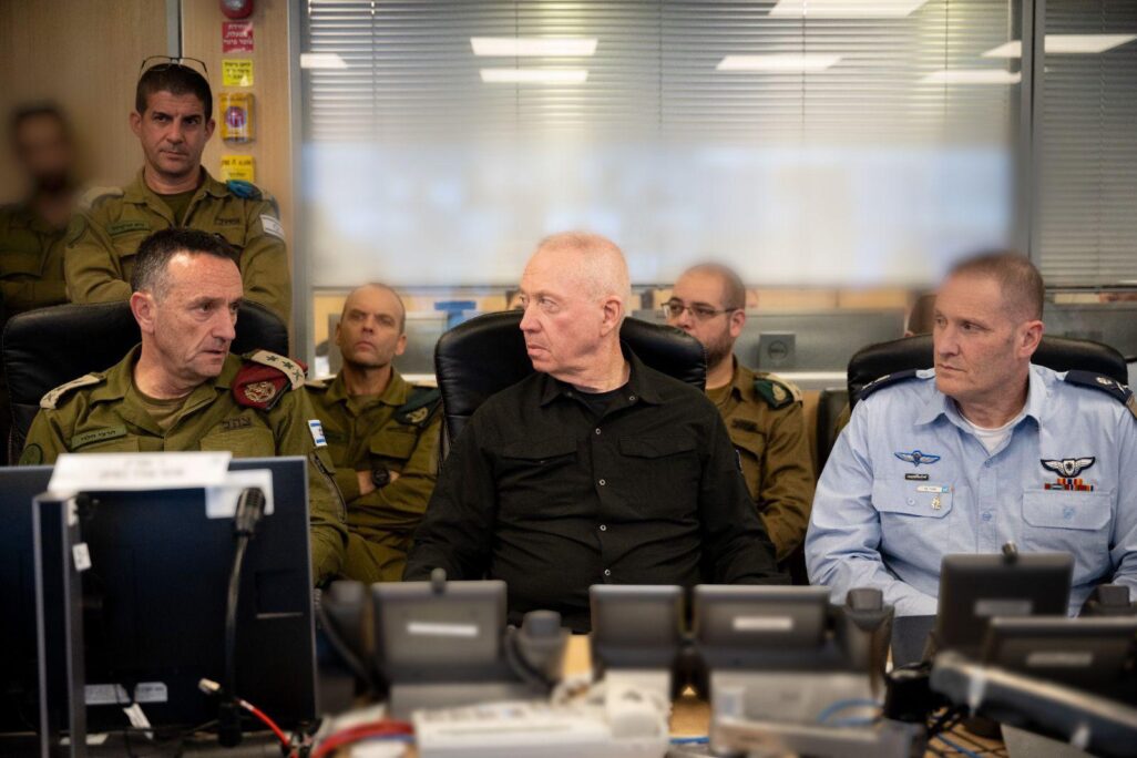 הרמטכ"ל ושר הביטחון בחיל האוויר (צילום: שחר יורמן)