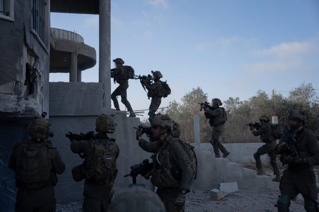 כוחות צה"ל בדרום לבנון (צילום: דובר צה"ל) כוחות צה"ל בדרום לבנון (צילום: דובר צה"ל)